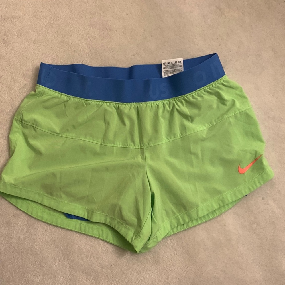 Nike dri-fit short lined with biker shorts
